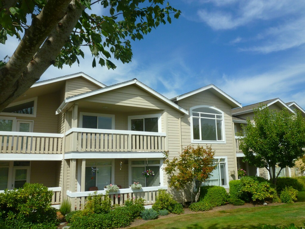 Property Photo: 5010 Festival Blvd 2C WA 98226