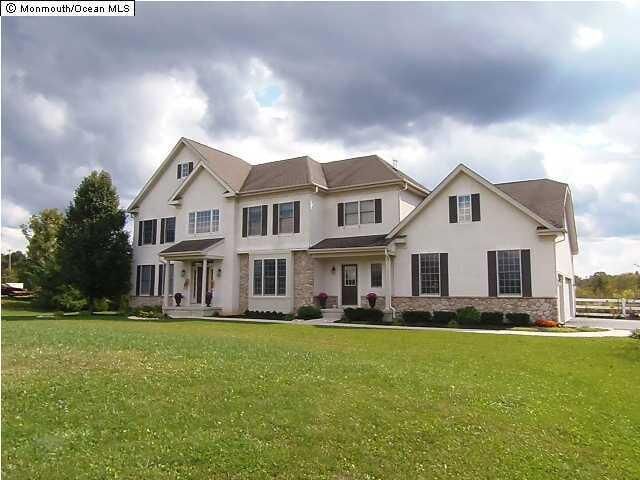 Property Photo:  3 Dutchess Drive  NJ 08501 