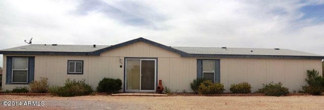 Property Photo:  533 W Kaniksu Street  AZ 85120 