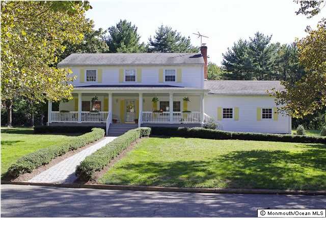 Property Photo:  4 Tanglewood Lane  NJ 07733 
