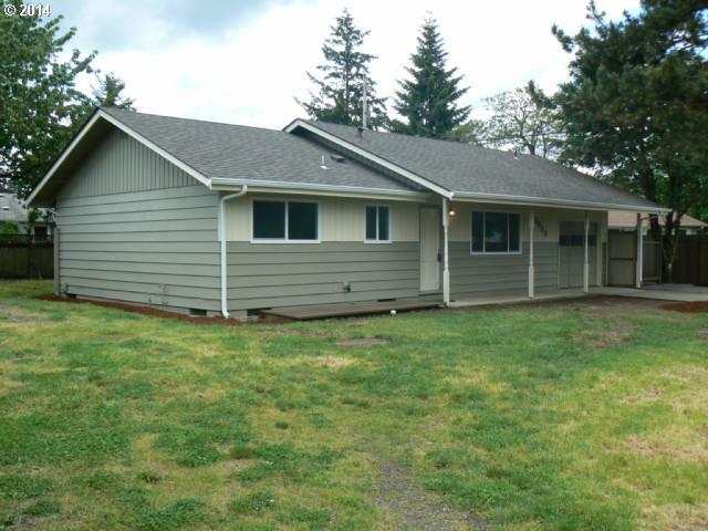 Property Photo:  9603 Silver Star Ave  WA 98664 