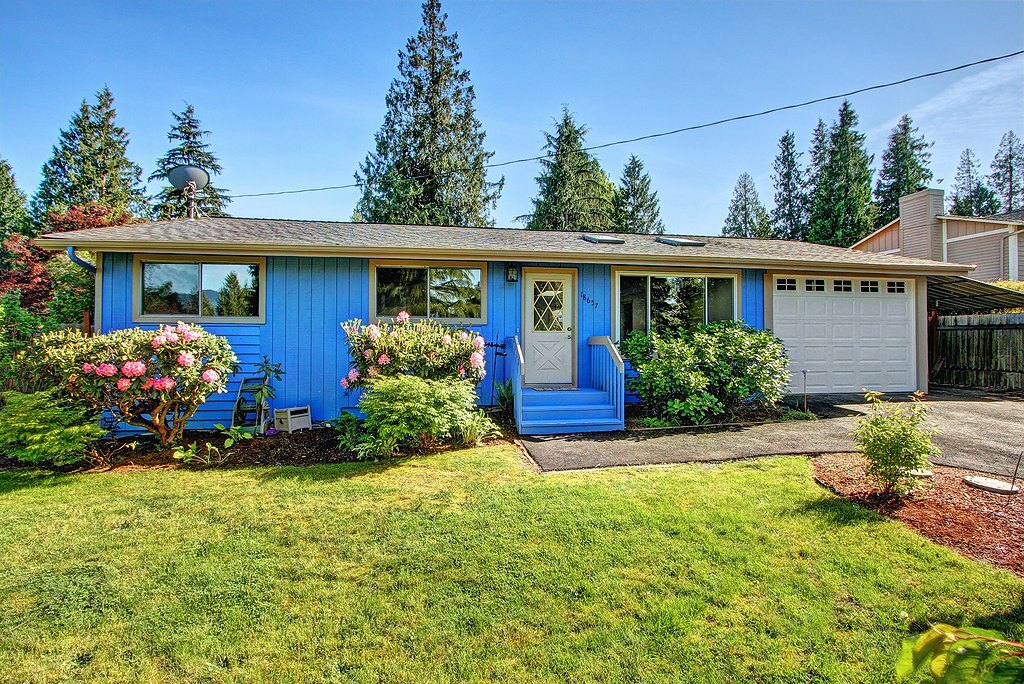 Property Photo:  18657 SE 162nd St  WA 98058 