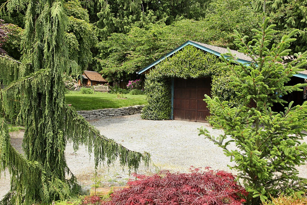 Property Photo: 3625 Fidalgo Dr WA 98236