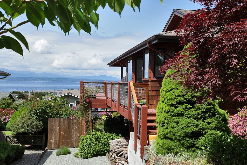 Property Photo: 5570 Tara Dr WA 98249