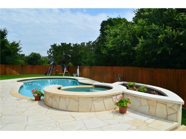 Property Photo: 8005 Woodhall Cove TX 78717