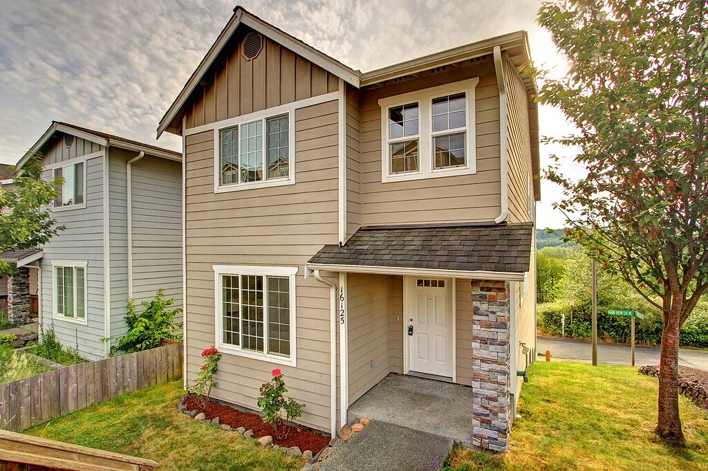 Property Photo:  16125 1st Ave NE  WA 98019 