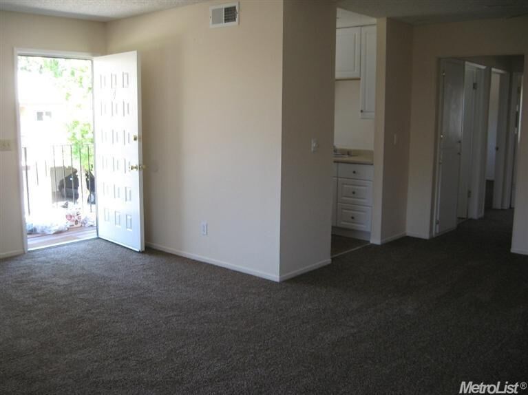 Property Photo: 11533 Quartz Dr 4 CA 95602
