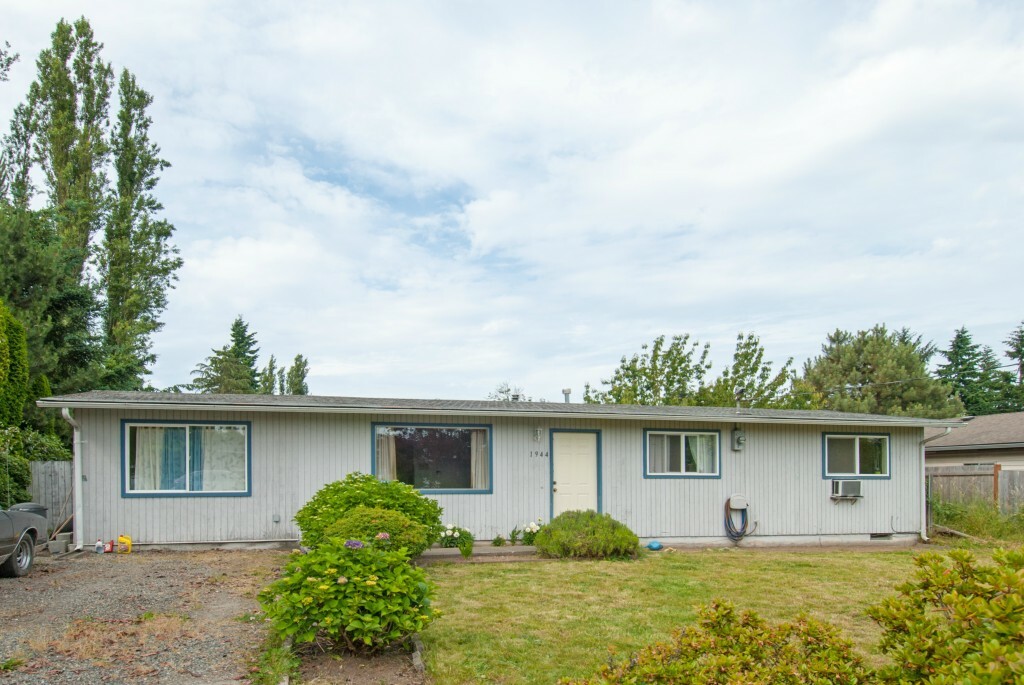 Property Photo:  1944 SW 351st St  WA 98023 