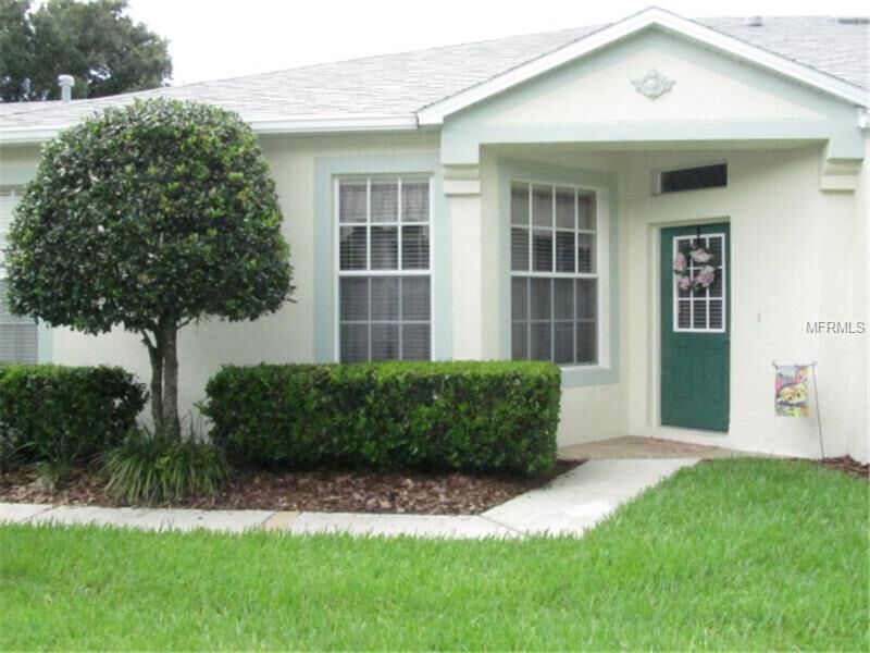 Property Photo: 5832 Heronpark Place FL 33547