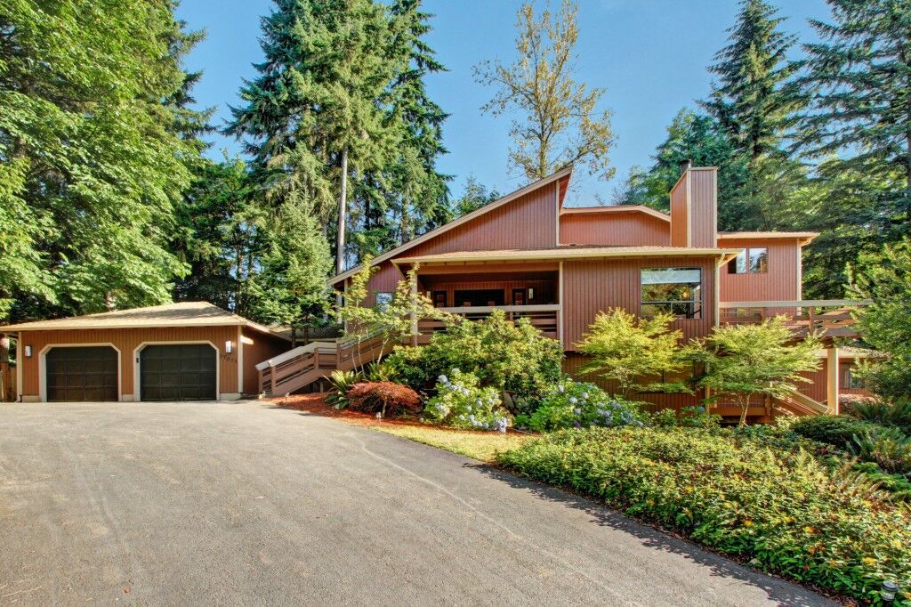 Property Photo:  17011 NE 164th Place  WA 98072 