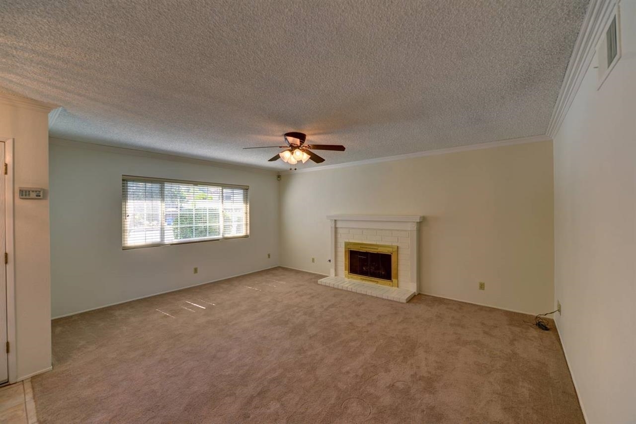 Property Photo: 1544 Cressy Ct CA 92020