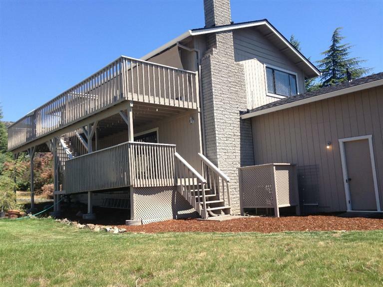 Property Photo: 1573 Moon Terrace OR 97504