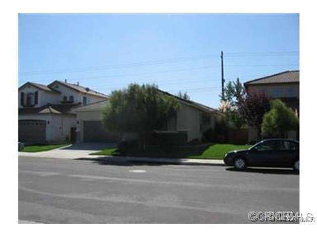 Property Photo: 32679 Gabbiano Street CA 92592