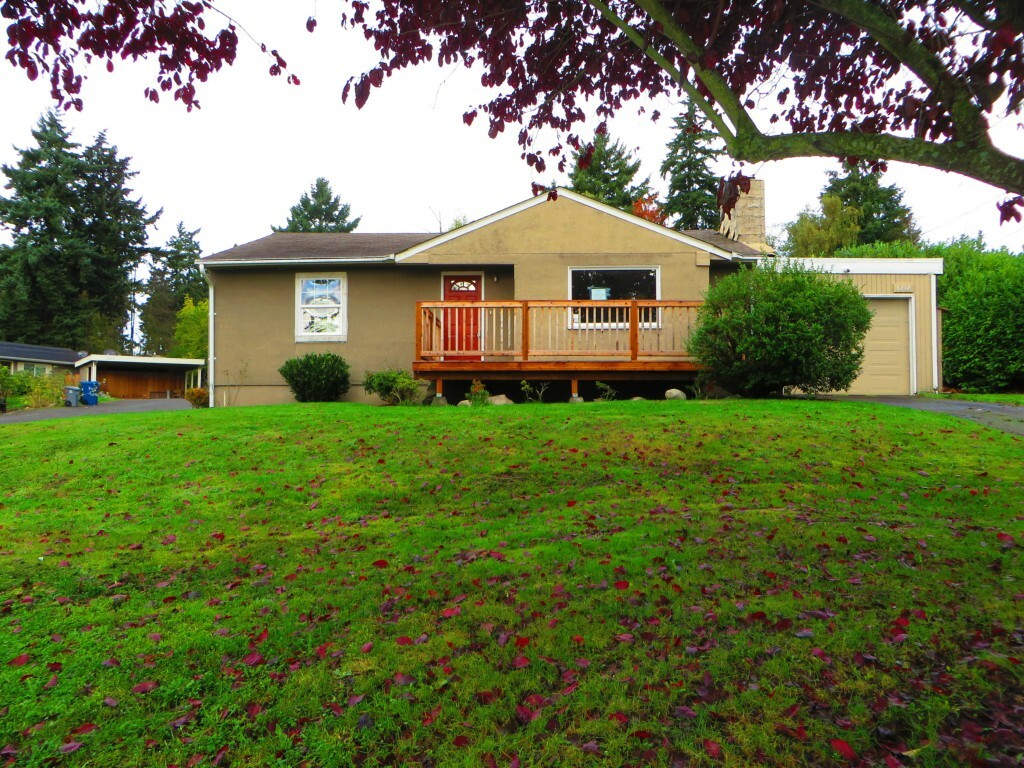 Property Photo:  3212 S 259th Lane  WA 98032 