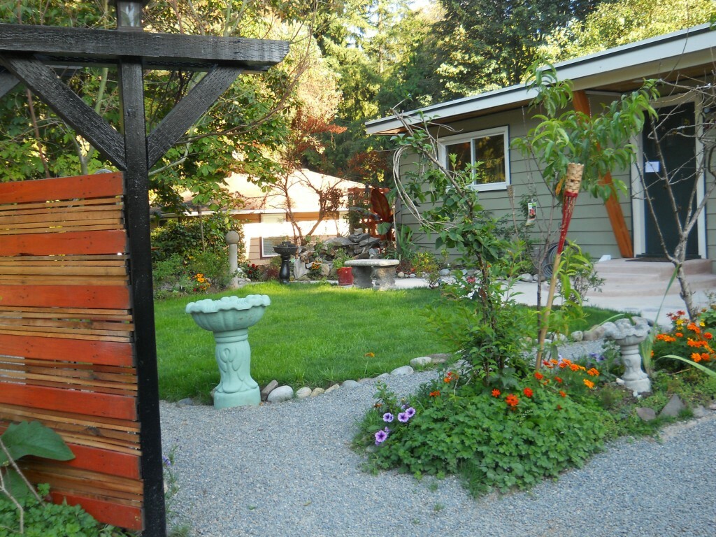 Property Photo:  1551 NE 166 St  WA 98155 