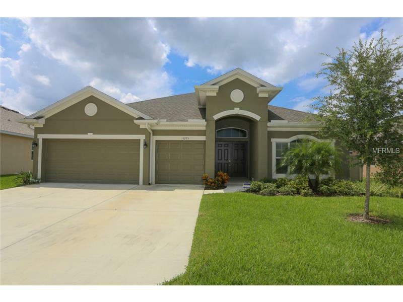 Property Photo: 11225 77th Street E FL 34219