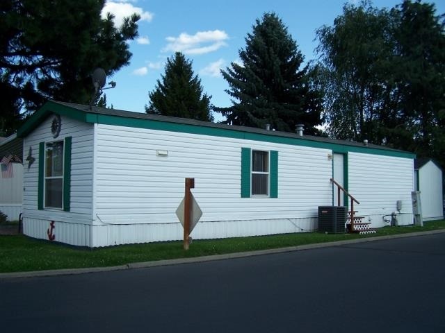 Property Photo: 7303 N Crestline St 49 WA 99217