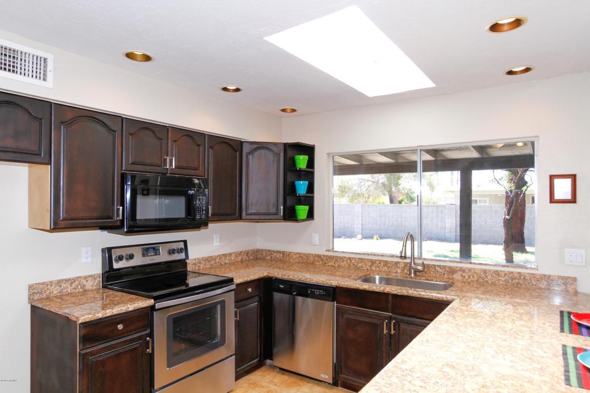 Property Photo: 2549 E Libby Street AZ 85032