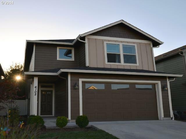 Property Photo:  6102 NE 80th Ct  WA 98662 