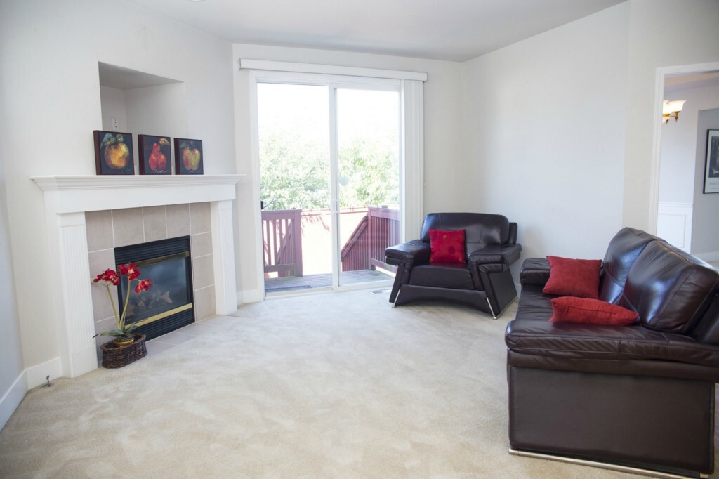 Property Photo: 4533 115th Place SE WA 98208