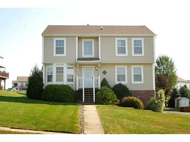 Property Photo: 7203 Green Meadow Drive PA 15126