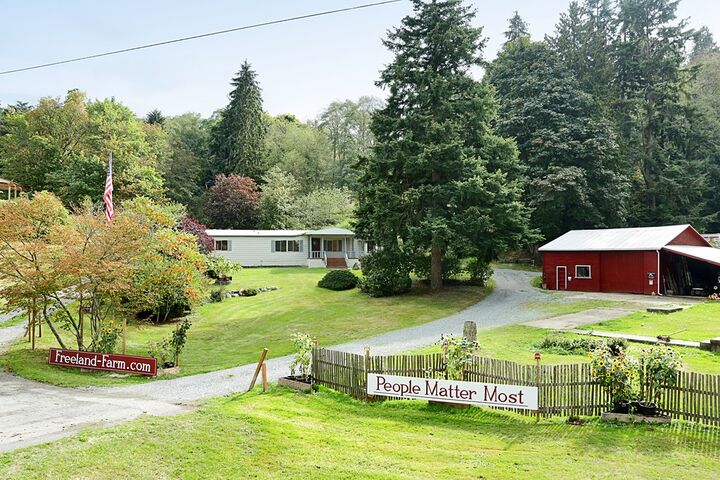 Property Photo:  17431 State Route 525  WA 98249 