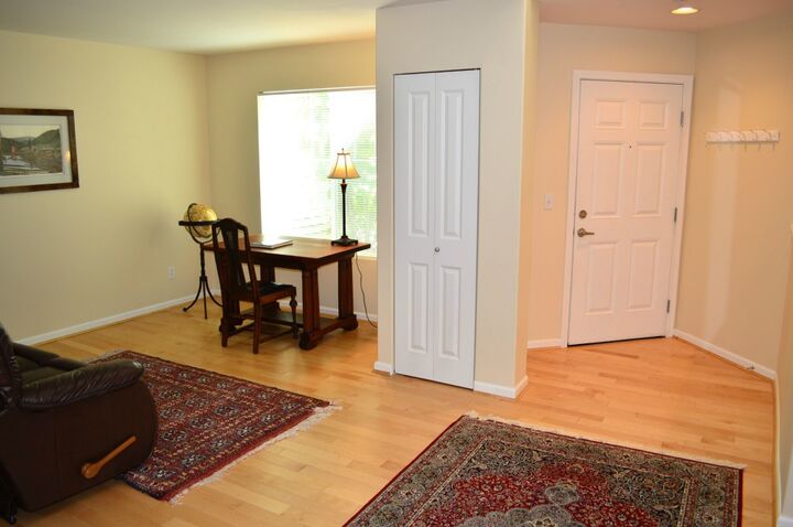 Property Photo: 5909 Panorama Dr SE 18103 WA 98092