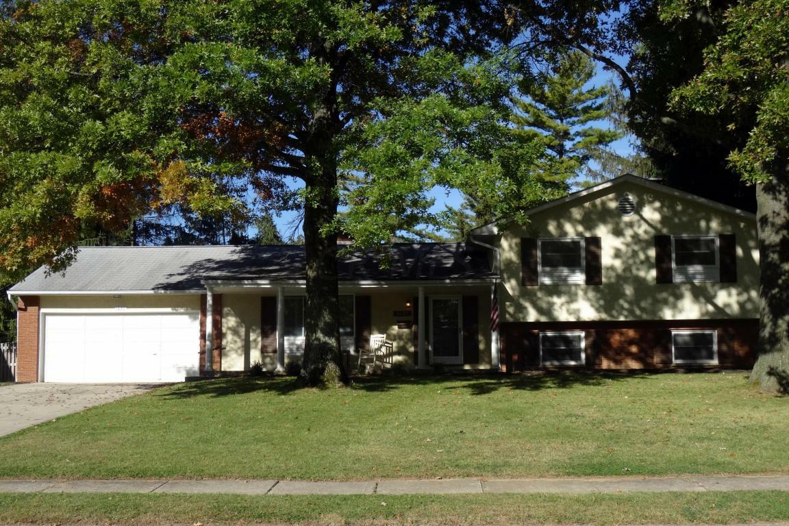Property Photo: 1527 Pemberton Drive OH 43221