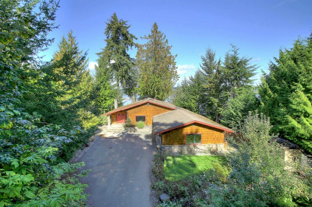 Property Photo:  785 Fox Drive  WA 98333 