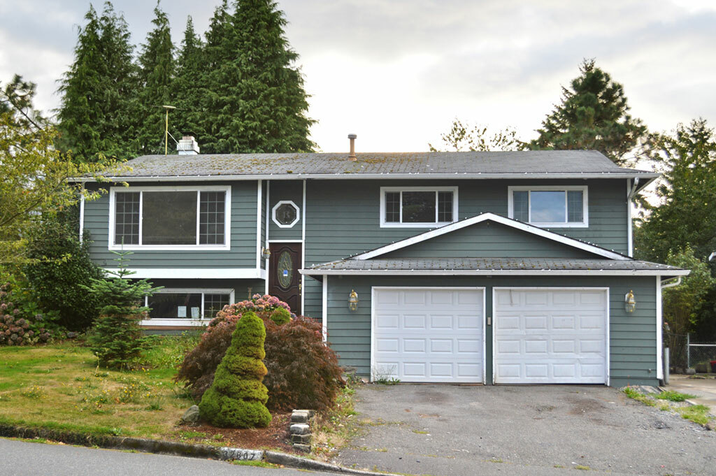 Property Photo:  32807 35th Ave SW  WA 98023 