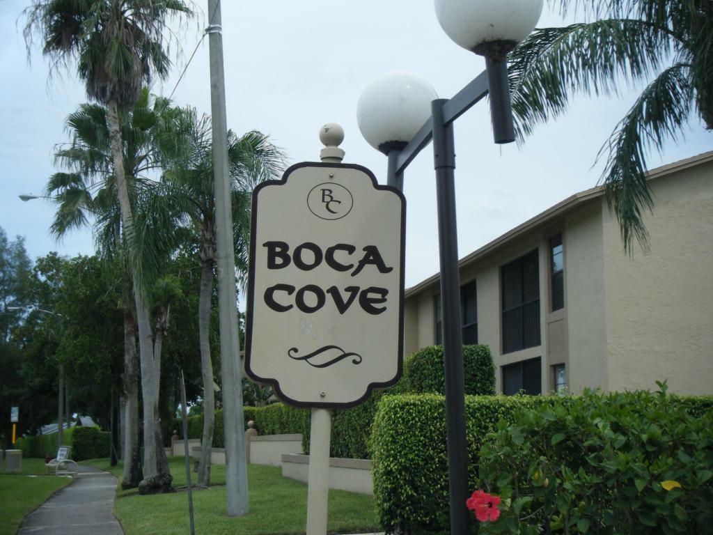 Property Photo:  9431 Boca Cove Circle Apt 1007  FL 33428 