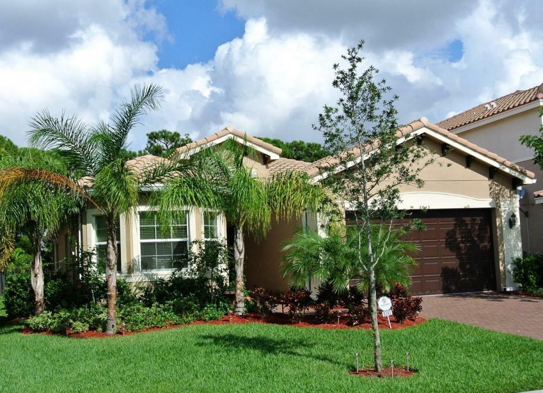 Property Photo:  8343 Serena Creek Avenue  FL 33473 