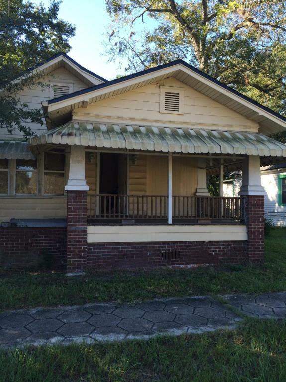 Property Photo:  1130 14th Street E  FL 32206 