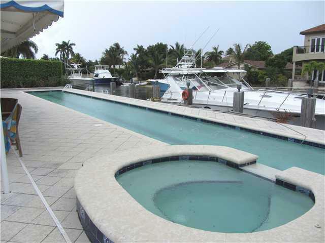 Property Photo:  926 Bolender Drive  FL 33483 