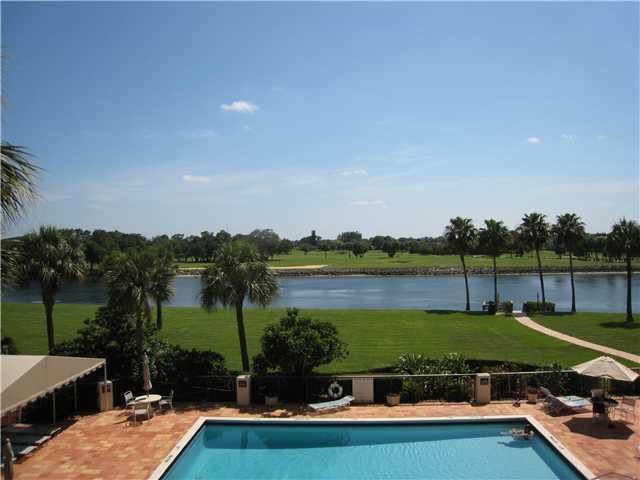 Property Photo:  356 Golfview Road 304  FL 33408 