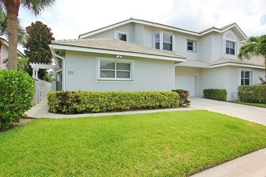 Property Photo:  2039 Staysail Lane  FL 33477 