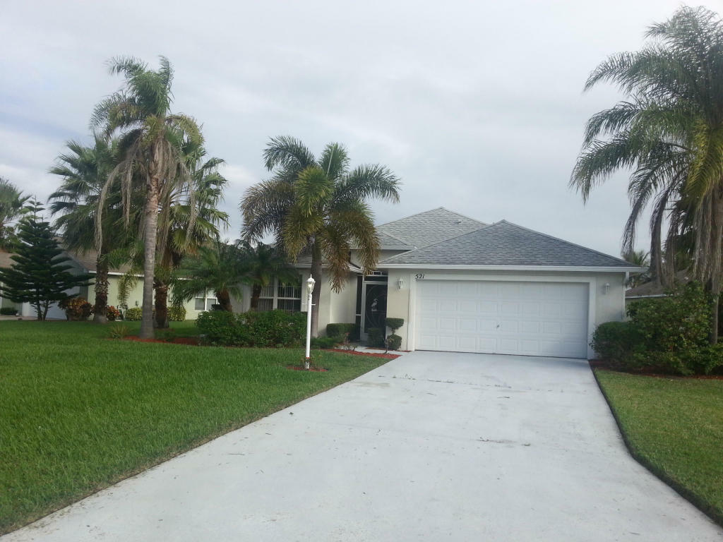 Property Photo:  521 SW Cyrilla Trail  FL 34953 