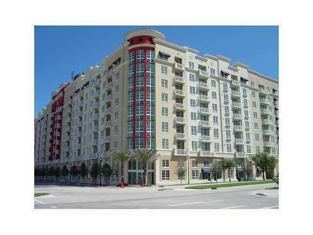 Property Photo:  410 Evernia Street 720  FL 33401 