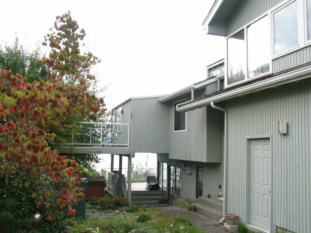 Property Photo:  10418 Marine View Dr  WA 98275 