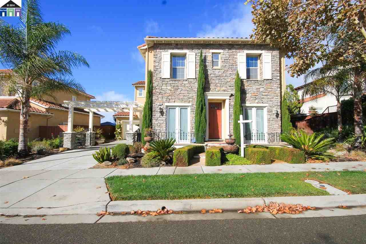 Property Photo: 1435 Asterbell Drive CA 94582