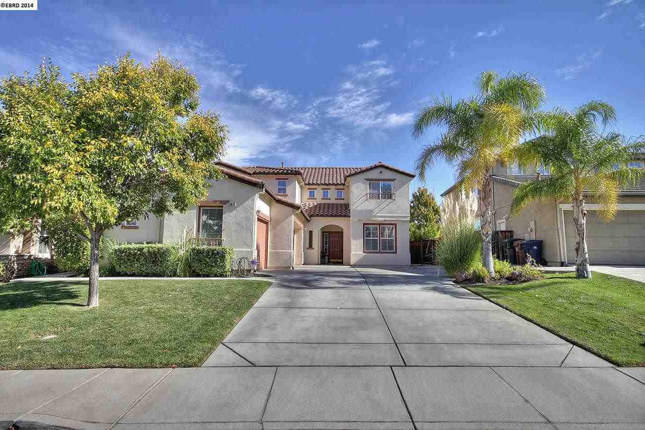 Property Photo:  2617 Carson Way  CA 94531 