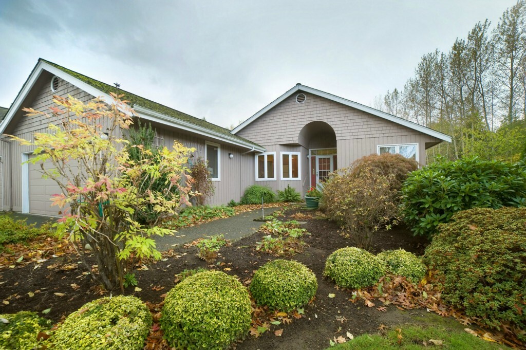 Property Photo: 4553 Village Dr B WA 98226