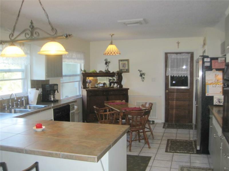 Property Photo:  14 Sleepy Hollow Cove  FL 32750 