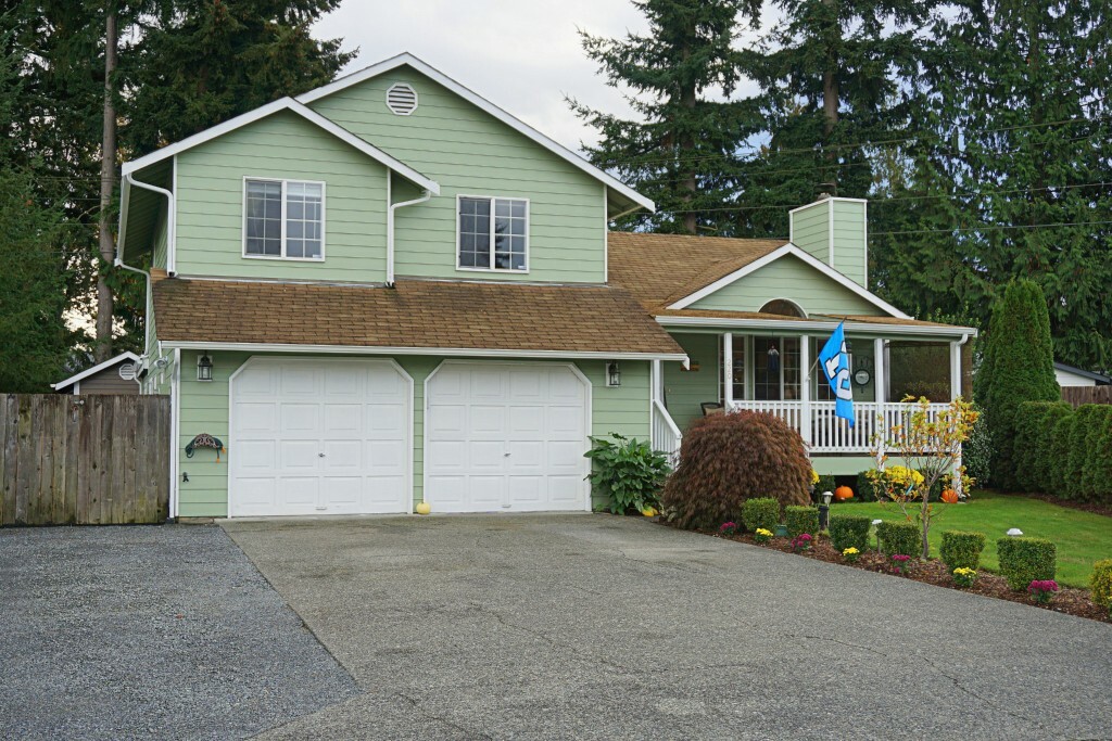 Property Photo:  220 Joann Lane  WA 98223 