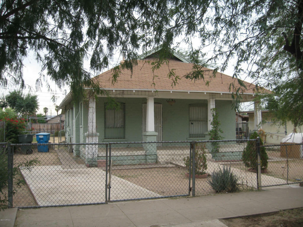 Property Photo:  2009 W Monroe Street  AZ 85009 