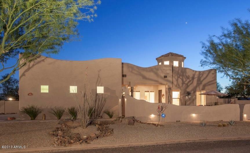 Property Photo:  1411 W Desert Hills Estate Drive  AZ 85086 