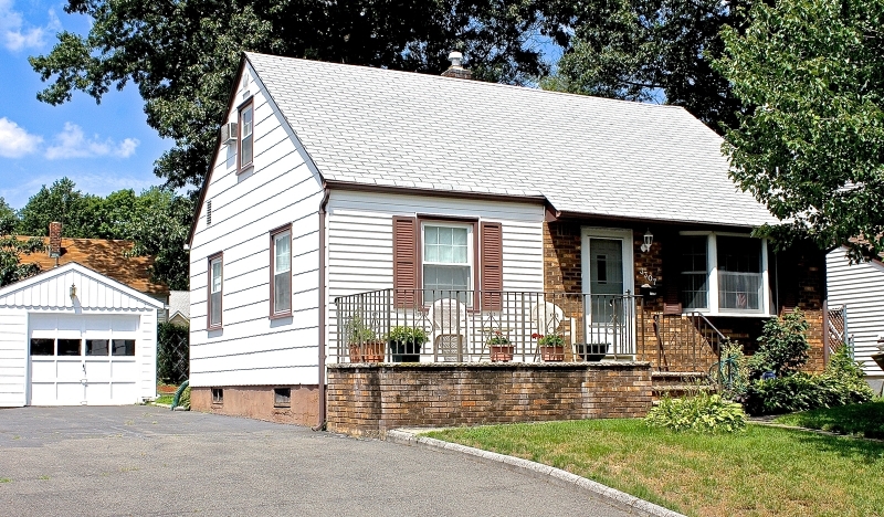 Property Photo:  33 Nicholson Dr, 1X  NJ 07410 