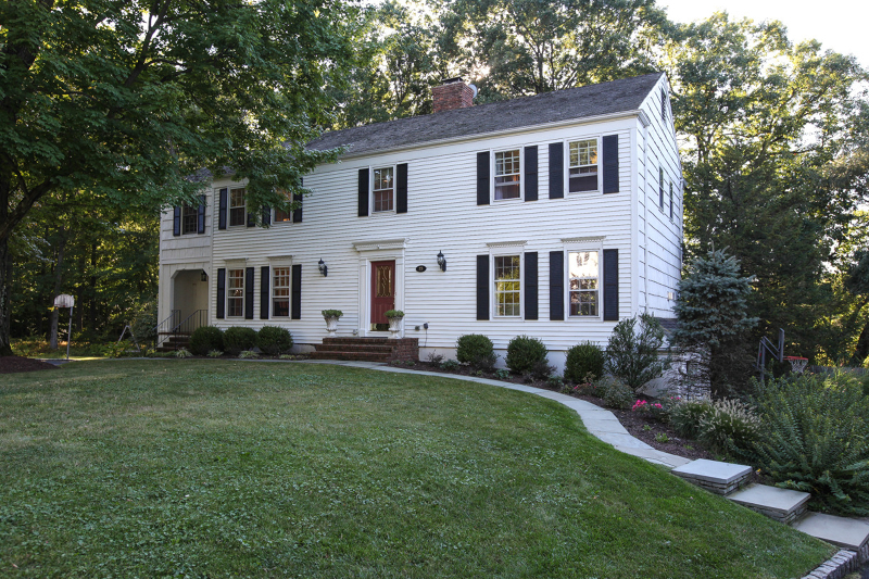 Property Photo:  23 Hampton Rd  NJ 07928 