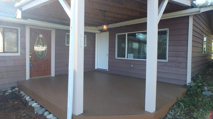 Property Photo:  566 Lehman Dr  WA 98282 