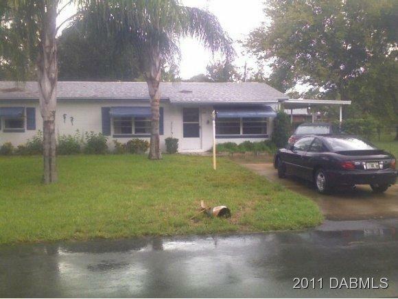 Property Photo: 1715 Juniper Drive FL 32132